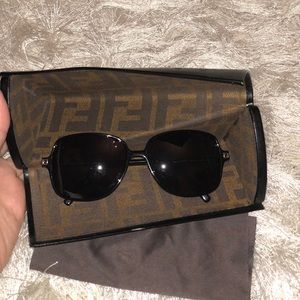 FENDI Sunglasses 🕶 Black